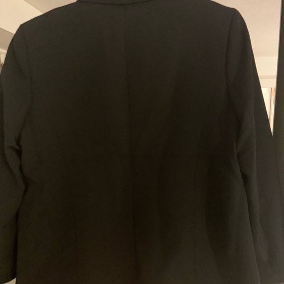 NWT Chico’s black fully lined blazer, fabulous quality. - Picture 5 of 7